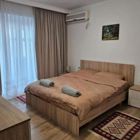 Kalpazo Myslym Shyri Tirana Apartment Luaran gambar
