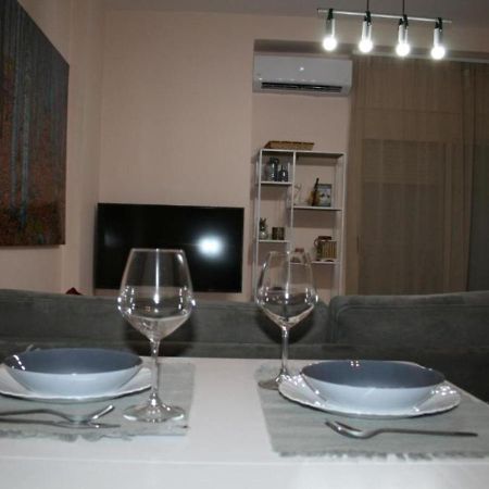 Kalpazo Myslym Shyri Tirana Apartment Luaran gambar