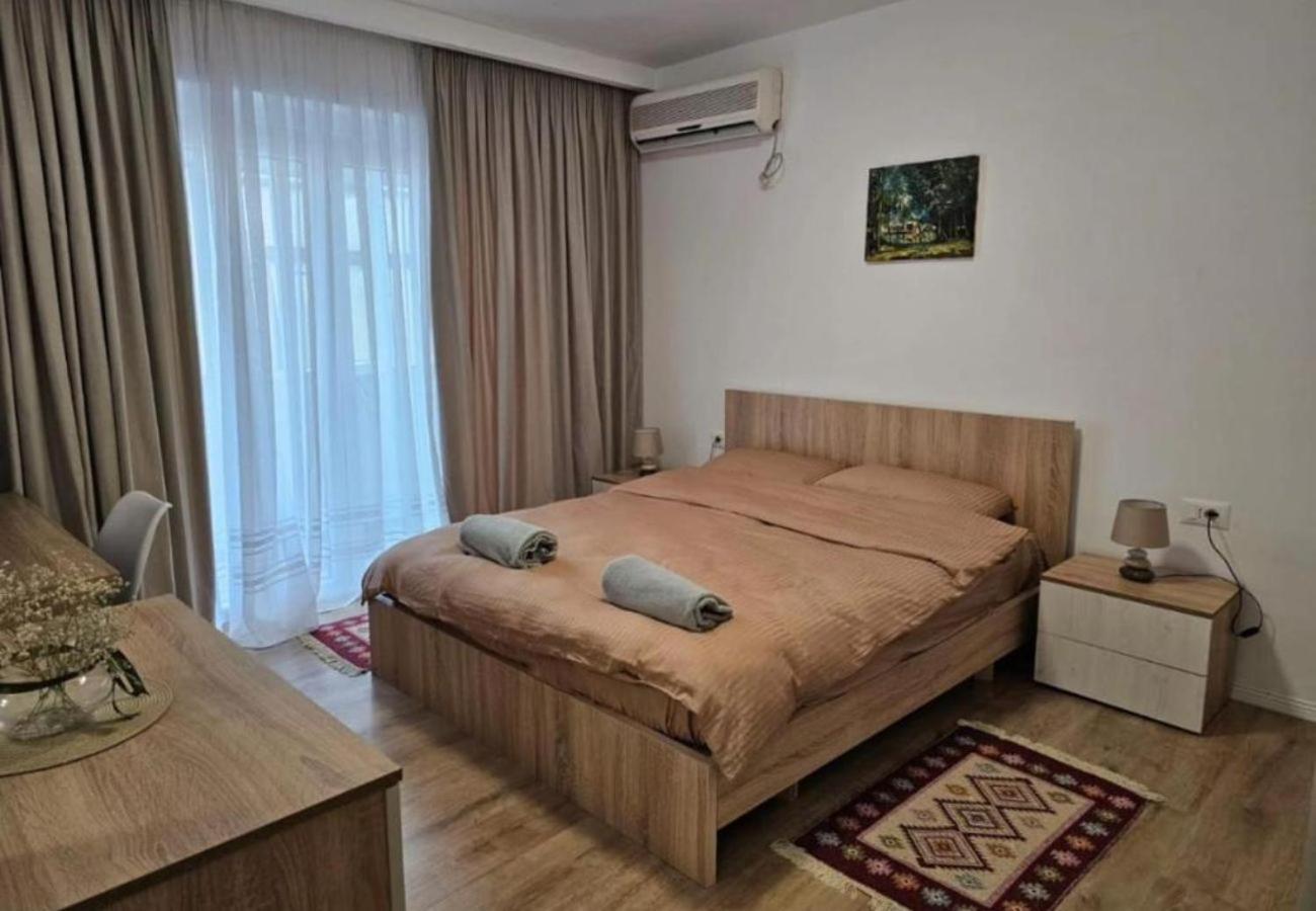 Kalpazo Myslym Shyri Tirana Apartment Luaran gambar