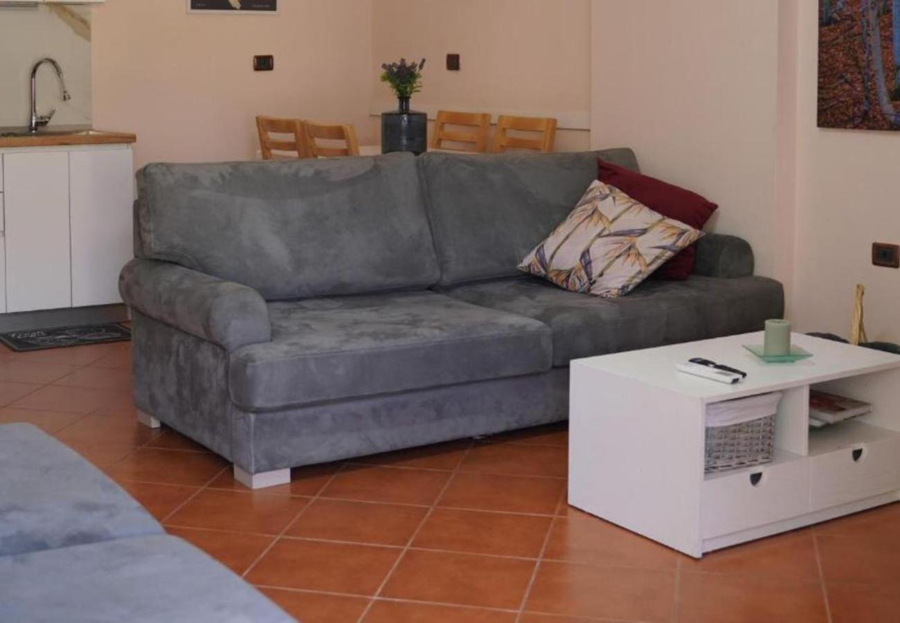 Kalpazo Myslym Shyri Tirana Apartment Luaran gambar